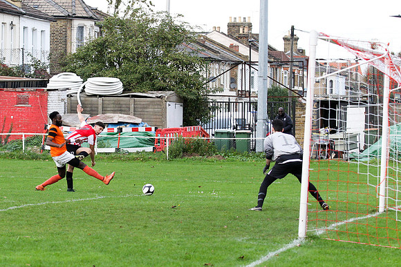 Clapton v Tower Hamlets - Essex Senior League - 28th October 2017