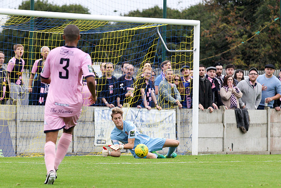 Staines Town v Dulwich Hamlet - Bostik League Premier Division -