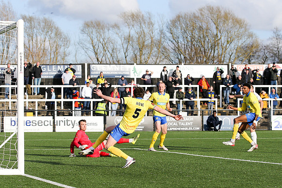 Bromley v Solihull Moors - FA Trophy QF - 12th March 2022