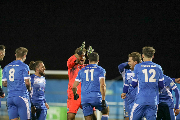 Canvey Island v Tonbridge Angels - FA Trophy - 27th November 2021
