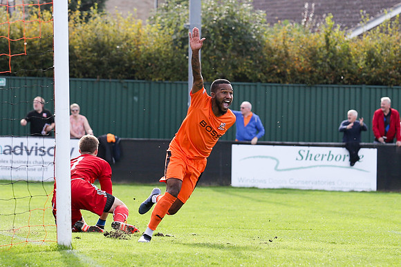 Hartley Wintney v Hendon - Evo-Stik League South Premier South - 13th October 2018