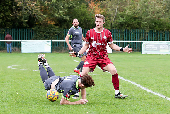 Welwyn GC v Leverstock Green - Southern leg central- 04-10-25