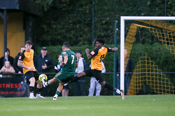 Merstham v Whyteleafe - Ishtmian SE div - 01-11-25