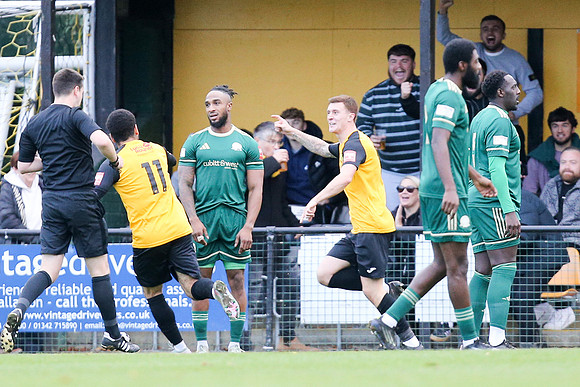 Merstham v Whyteleafe - Ishtmian SE div - 01-11-25