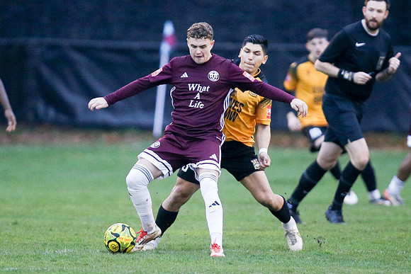 Croydon Ath v Three Bridges - Isthmian SE div - 15-11-25