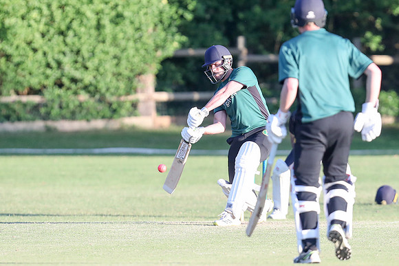 Bromley Town Titans v Orpington Ocelots - 13-05-25