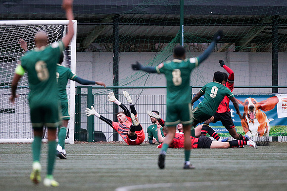 AFC Whyteleafe v Sittingbourne - Isthmian SE - 10-01-26