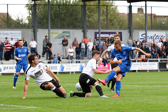 Dartford v Chippenham Town - Vanarama National League South - 9t