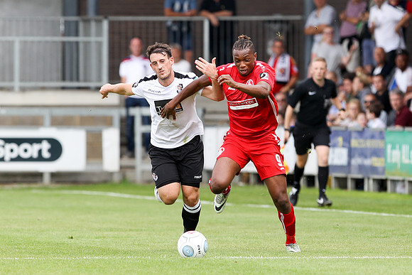 Dartford v Hemel Hempstead - Vanarama National League South - 11