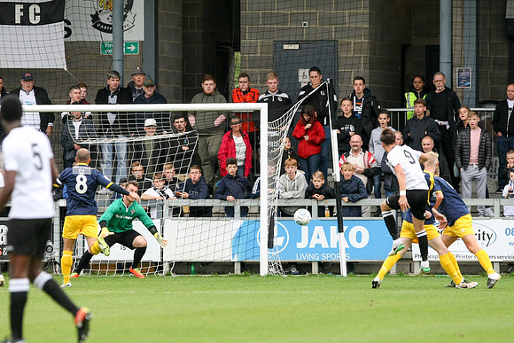 Dartford v Bognor Regis Town - Vanarama National League South -