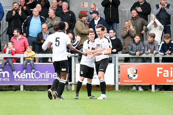 Dartford v Bognor Regis Town - Vanarama National League South -