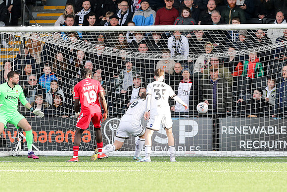 Bromley v Wrexham - Vanarama National League - 18th March 2023