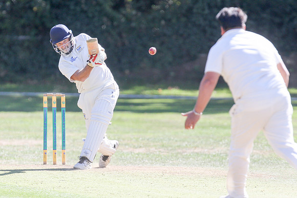 Bromley Town 1st XI v Canterbury 2nd XI - 05-10-26