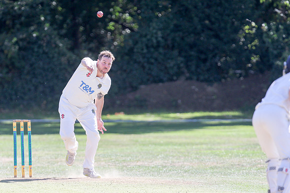 Bromley Town 1st XI v Canterbury 2nd XI - 05-10-26