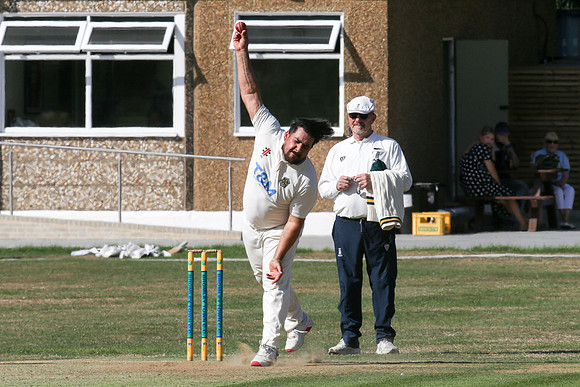 Bromley Town 1st XI v Canterbury 2nd XI - 05-10-26