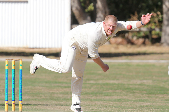 Bromley Town 1st XI v Canterbury 2nd XI - 05-10-26