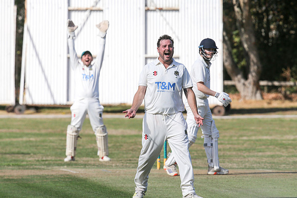 Bromley Town 1st XI v Canterbury 2nd XI - 05-10-26