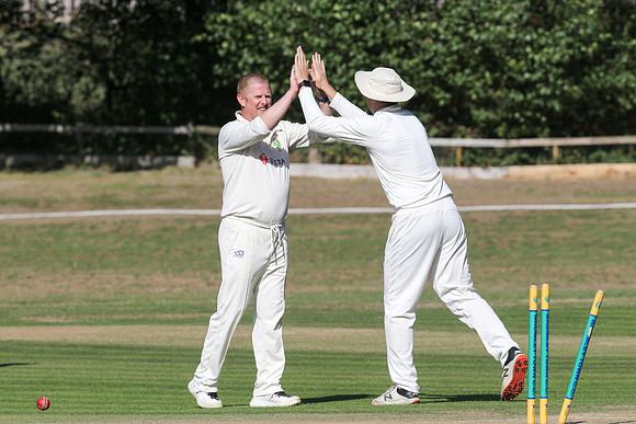 Bromley Town 1st XI v Canterbury 2nd XI - 05-10-26