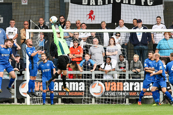 Dartford v Chippenham Town - Vanarama National League South - 9t
