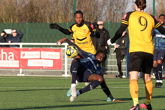 Aveley v Cray Wanderers - Isthmian League Premier division - 21s