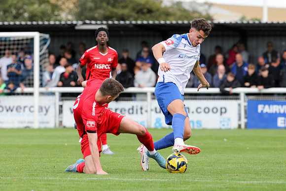 Enfield Town v Carshalton Athletic - Isthmian Premier division -