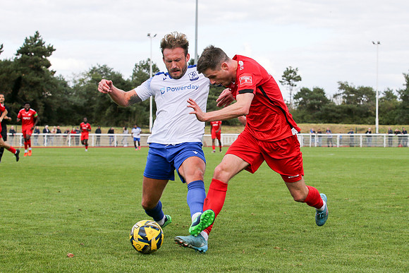 Enfield Town v Carshalton Athletic - Isthmian Premier division -