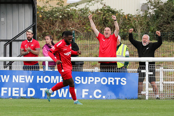 Enfield Town v Carshalton Athletic - Isthmian Premier division -