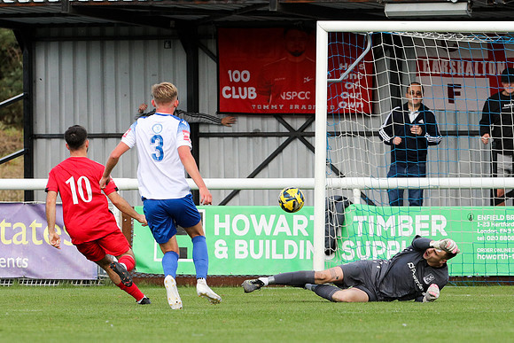 Enfield Town v Carshalton Athletic - Isthmian Premier division -