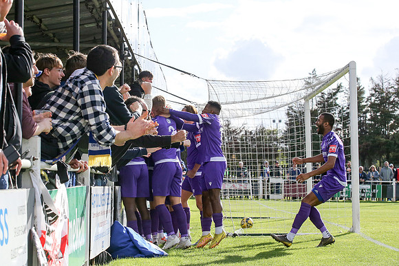 Cray Valley PM v Enfield Town - FA Cup 4th qualifying round - 14