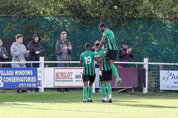 Cray Valley PM v Enfield Town - FA Cup 4th qualifying round - 14