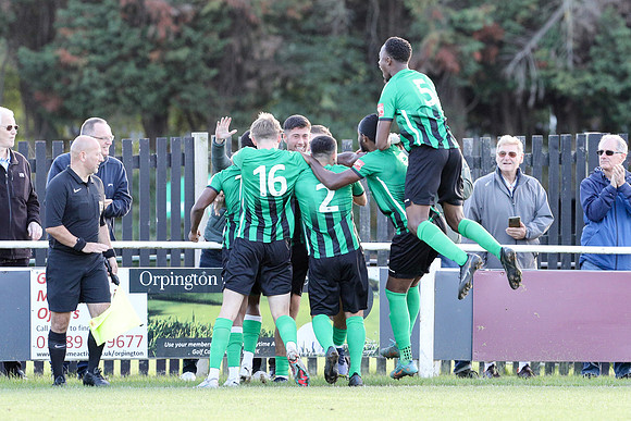 Cray Valley PM v Enfield Town - FA Cup 4th qualifying round - 14