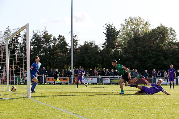 Cray Valley PM v Enfield Town - FA Cup 4th qualifying round - 14