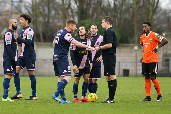 Dulwich Hamlet v Met Police - Bostik League Premier Division - 3