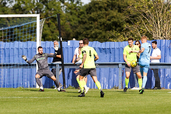 Brentwood Town v Grays Athletic - Isthmian North - 19th Septembe