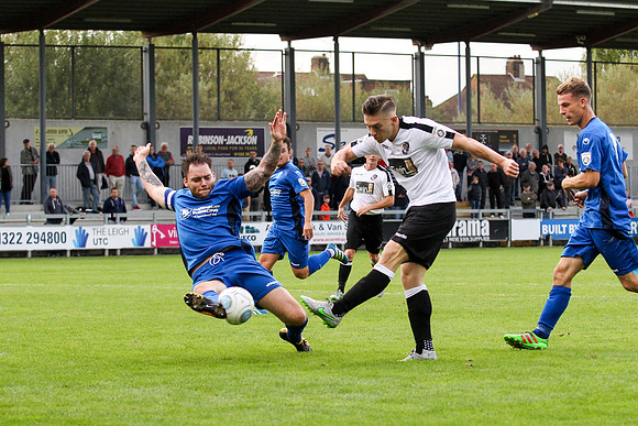 Dartford v Chippenham Town - Vanarama National League South - 9th September 2017