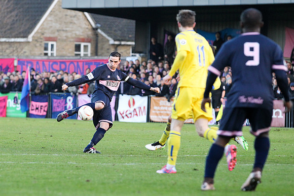 Dulwich Hamlet v Guiseley - FA Trophy - 16/01/2016