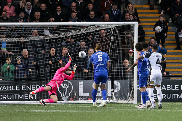 Bromley v Chesterfield - Vanarama National League - 17th February 2024