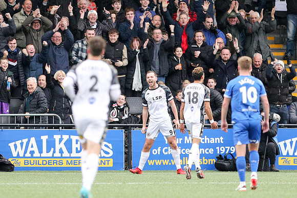 Bromley v Chesterfield - Vanarama National League - 17th February 2024