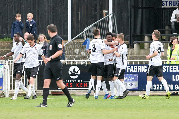 Bromley v Barrow - National League - 14th April 2017