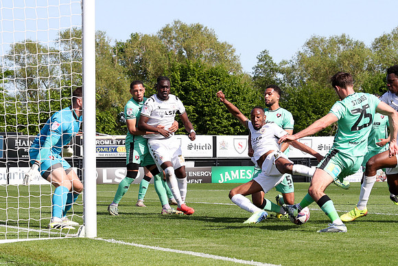 Bromley v Cheltenham - League 2 - 03-05-25