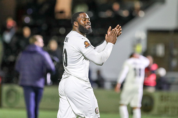 Bromley v Wealdstone - Vanarama National League - 4th December 2