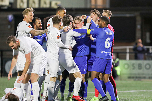 Bromley v Wealdstone - Vanarama National League - 4th December 2