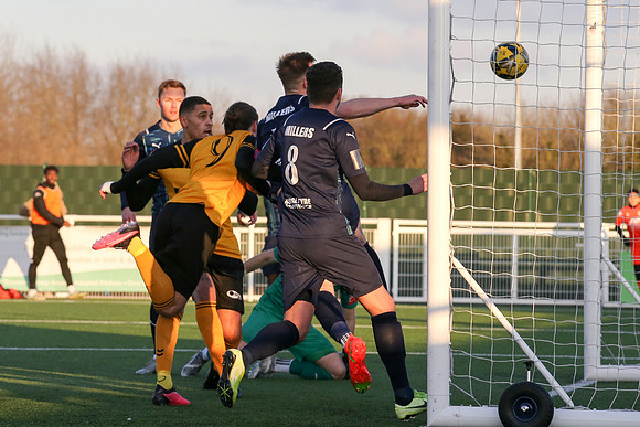 Aveley v Cray Wanderers - Isthmian League Premier division - 21s