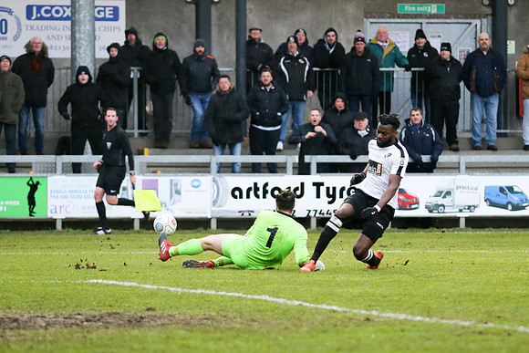 Dartford v Chelmsford City - Vanarama National League South - 10