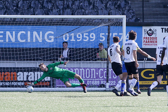 Bromley v Solihull Moors - Vanarama National League - 19th April