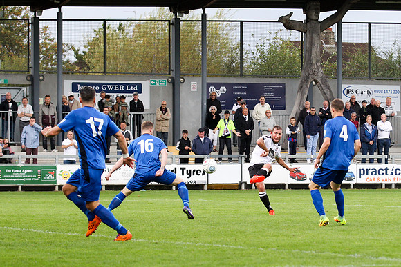 Dartford v Chippenham Town - Vanarama National League South - 9th September 2017