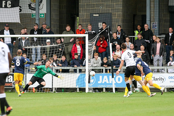 Dartford v Bognor Regis Town - Vanarama National League South -