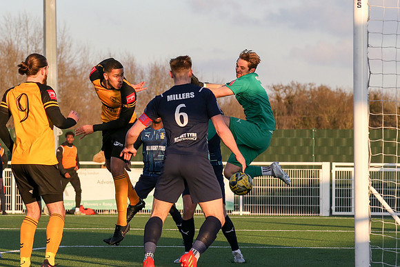 Aveley v Cray Wanderers - Isthmian League Premier division - 21s