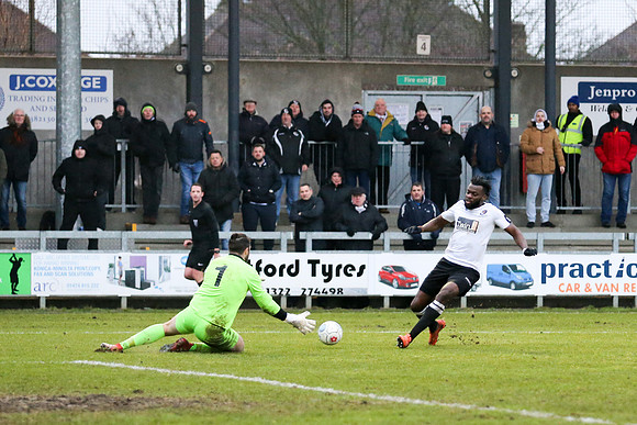 Dartford v Chelmsford City - Vanarama National League South - 10
