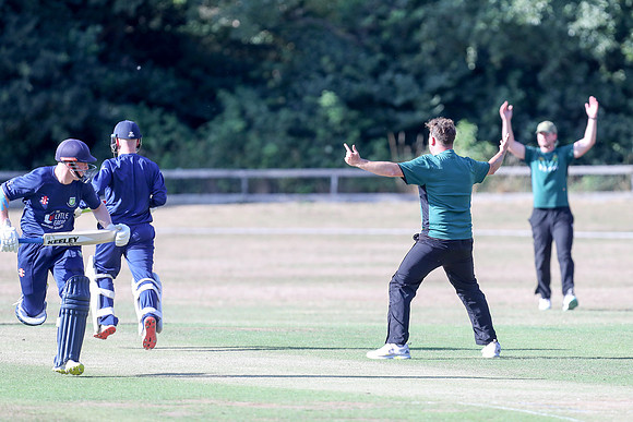Bromley Town Titans v Darenth Valiants - 10-07-25